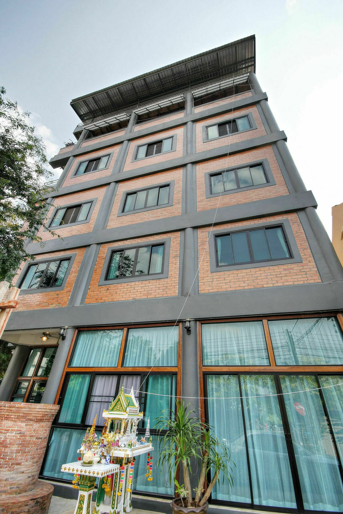 Saeng Panya Sha 3* Chiang Mai